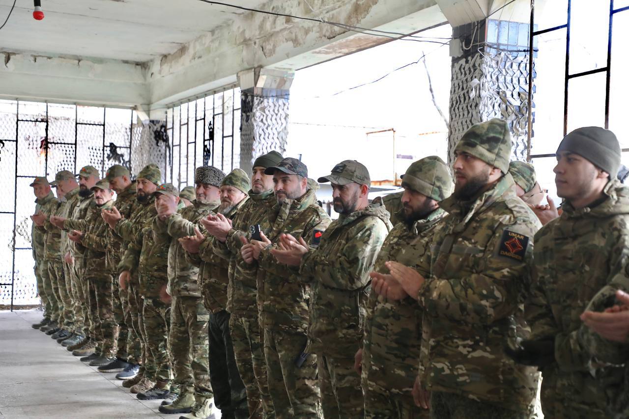 Более 10 тонн гумпомощи передало военнослужащим в ЛНР Правительство Дагестана
